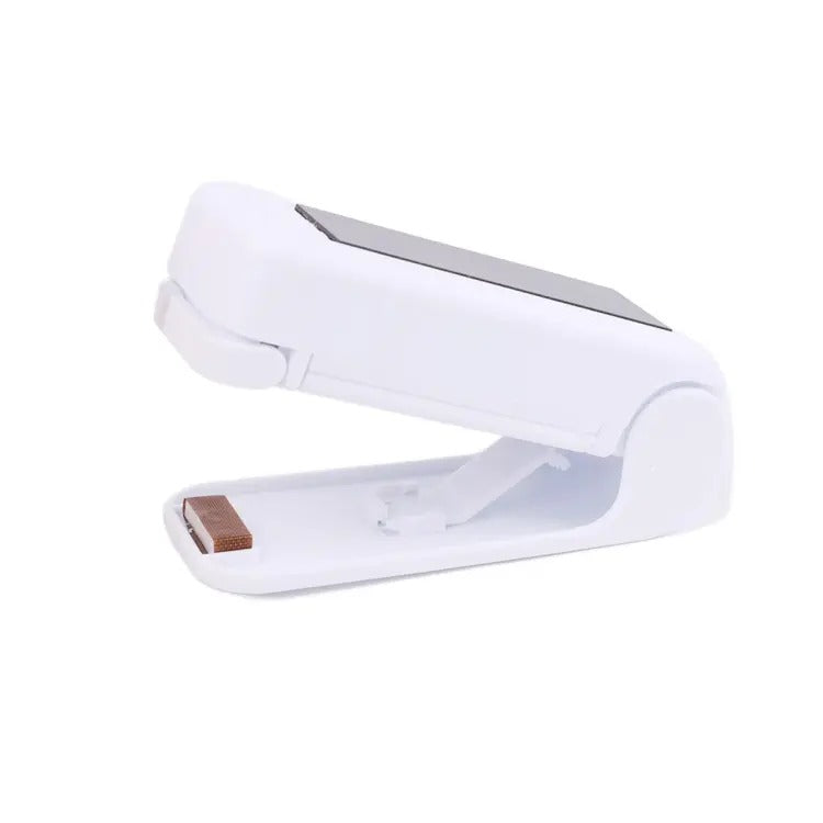 Portable Mini Sealer Clips (random color)