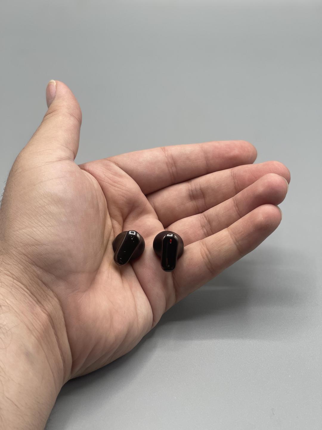 Mini Airpods – Compact Design