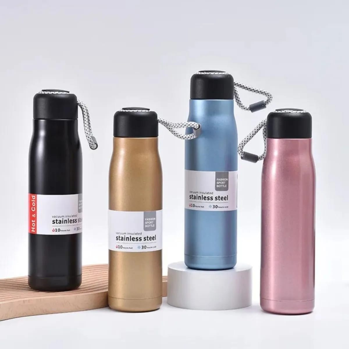 Stainless Steel Insulated Vacuum Water Bottle 550ml (random color)